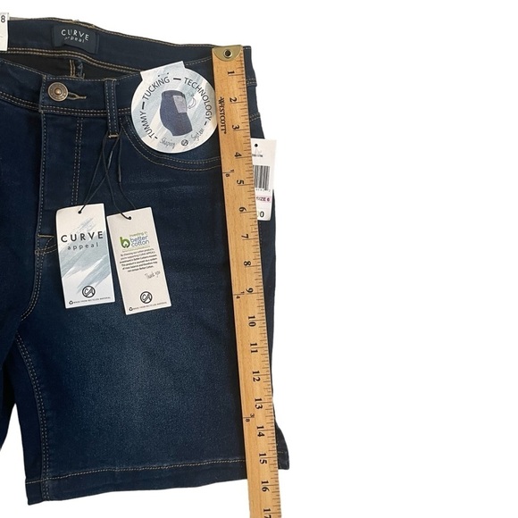 Curve Appeal Bermuda Shorts With Tummy Tucking Technology, Size 6/28 - Picture 7 of 8